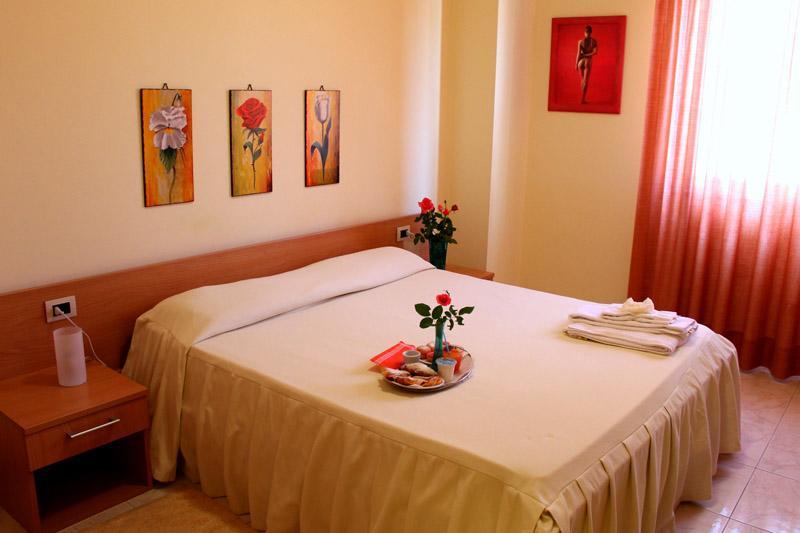 Hotel La Villa Misterbianco Ngoại thất bức ảnh