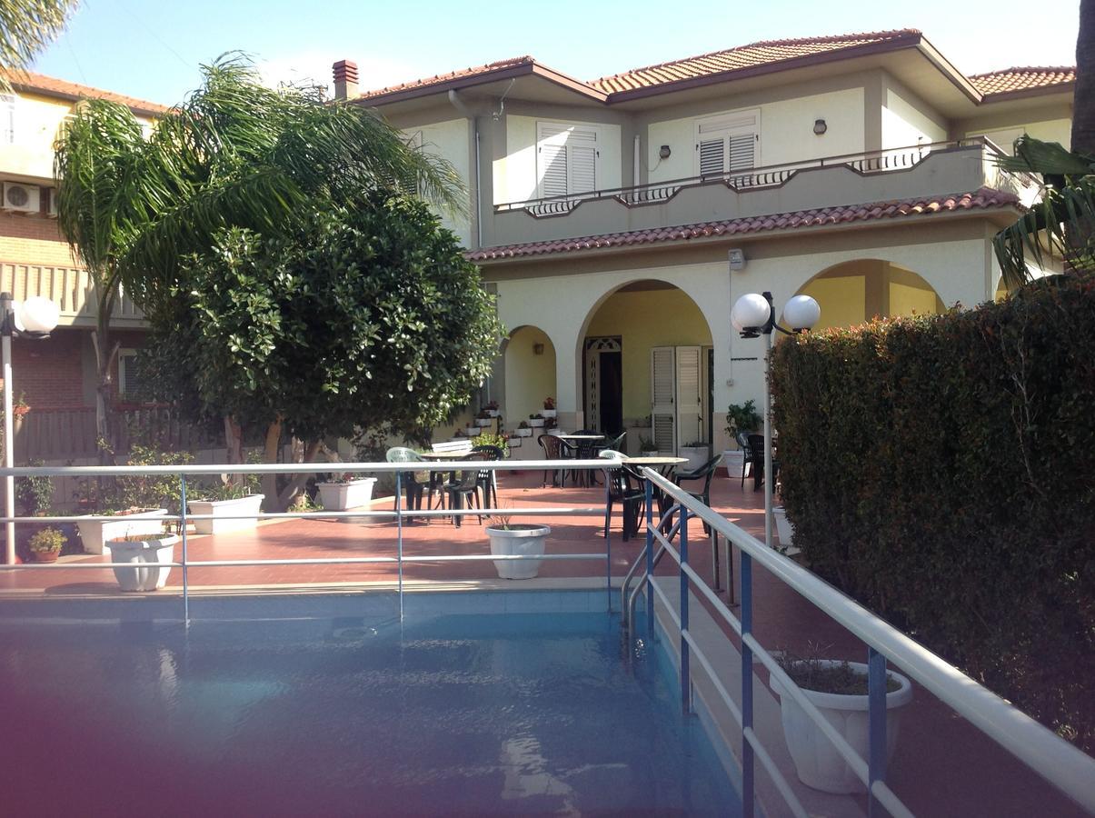 Hotel La Villa Misterbianco Ngoại thất bức ảnh
